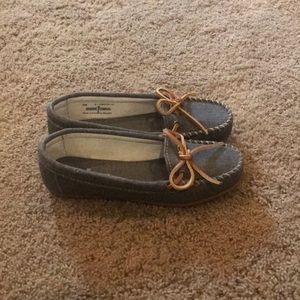 Minnetonka loafers women size 5